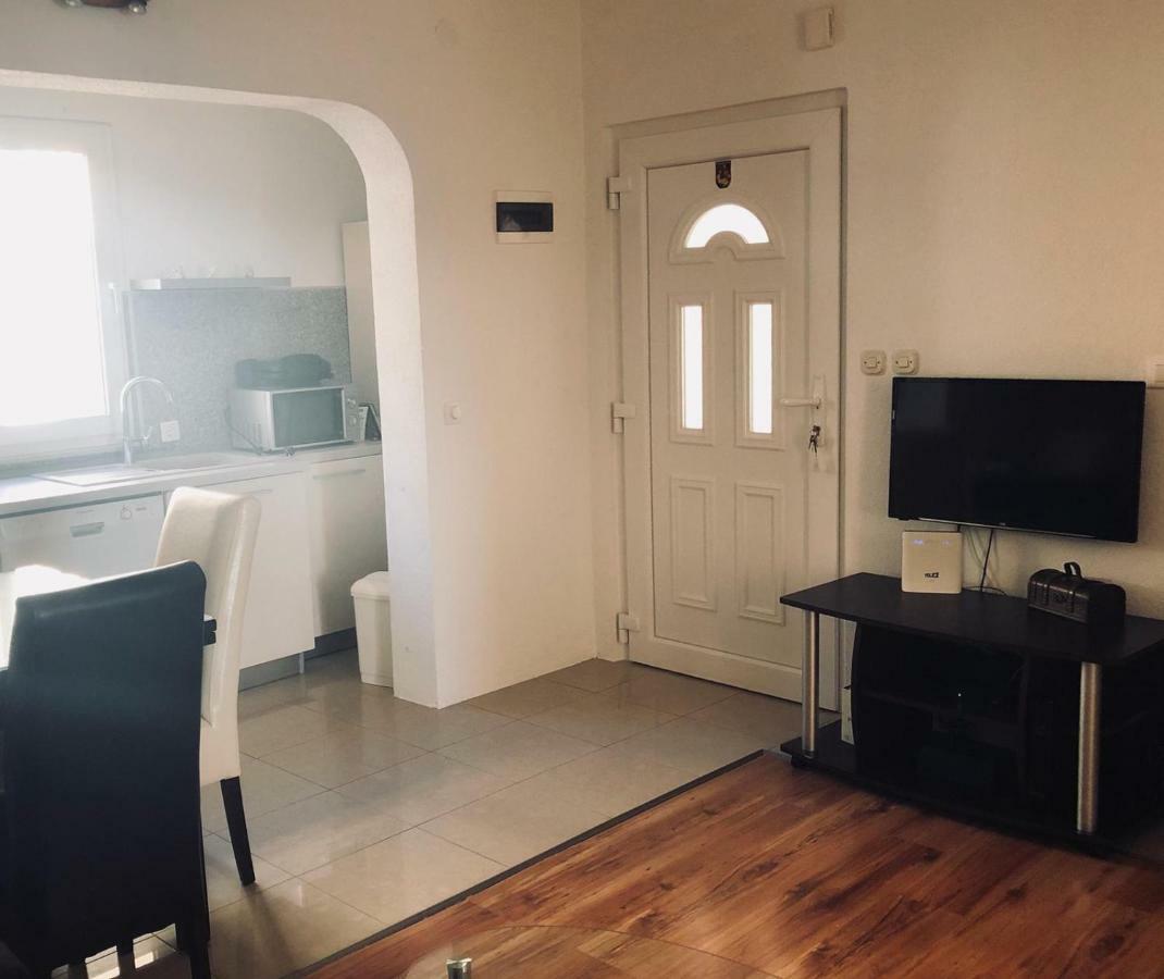 Apartman Stević Pisak Zewnętrze zdjęcie